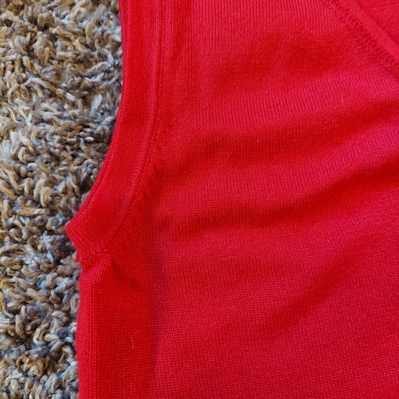 Red Sweater Vest Crop Top - Picture 4 of 5